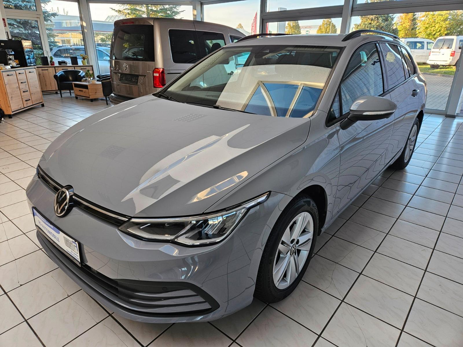Volkswagen Golf VIII 2,0 TDI Variant Life NAV/LED/SHZ/ZV