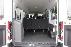 Fahrzeugabbildung Ford Transit L2H2 TREND 9-Sitze AHK Markise Standheiz