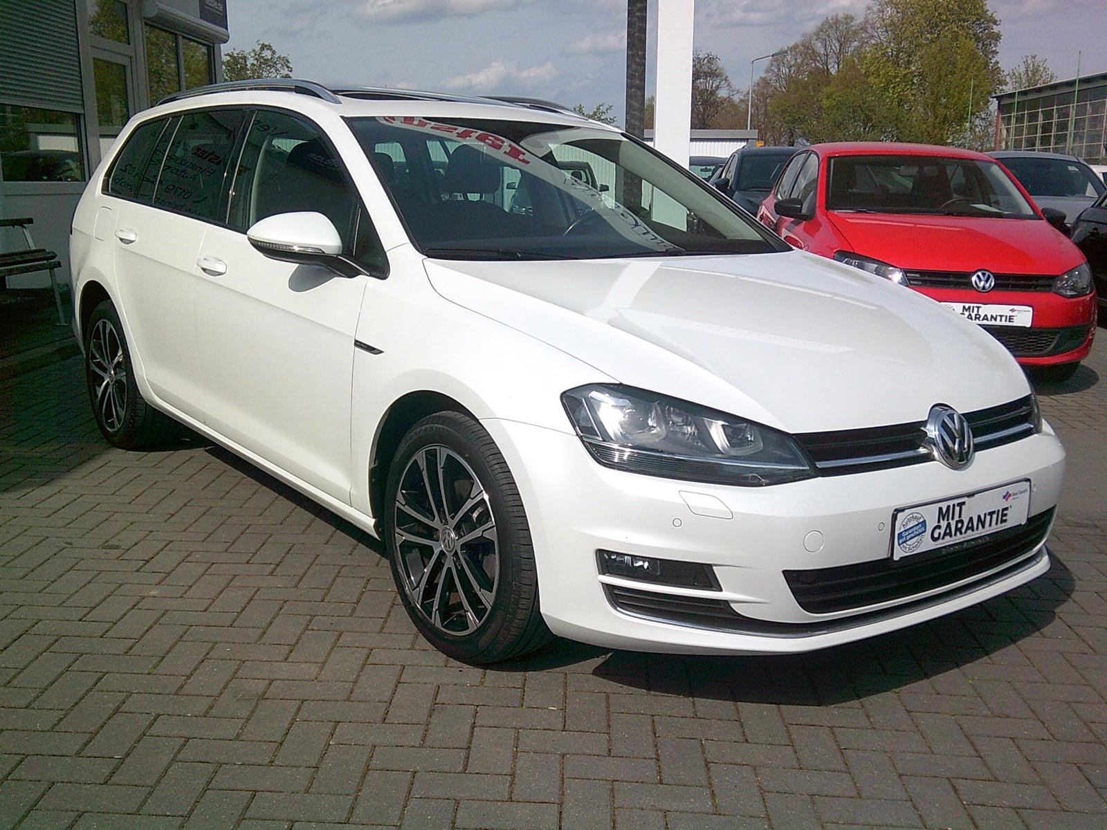 Volkswagen Golf 2.0 TDI BMT LOUNGE XENON,PANO,NAVI,AHK