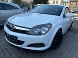 Opel Astra H GTC Selection "110 Jahre" Klimaanlage!! - Opel Astra aus 2009: Gtc