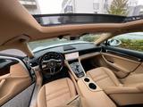 Porsche Panamera 4 Scheckheft, Deutsches Auto, Panorama - Porsche Panamera in Bonn