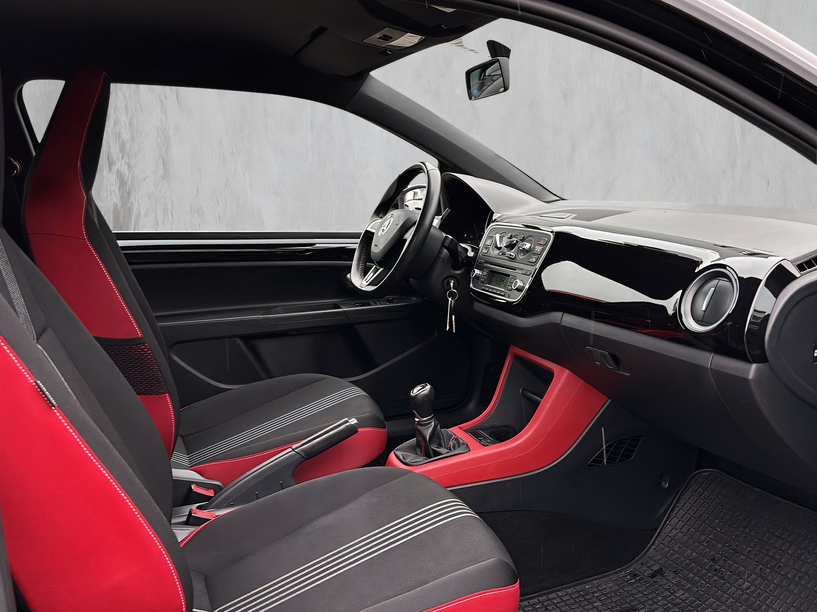 Fahrzeugabbildung SKODA Citigo Monte Carlo 1.0 MPI DAB SITZHEIZUNG KLIMA