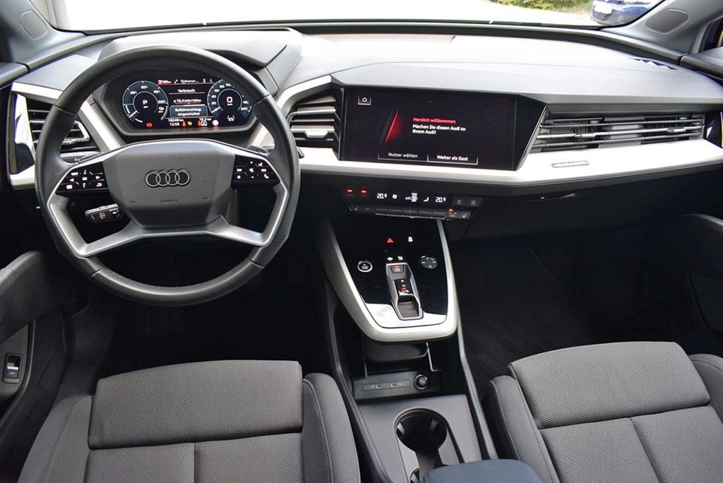Audi Q4 e-tron 45 quattro LED HuD RüKam CCS ACC Navi foto 2