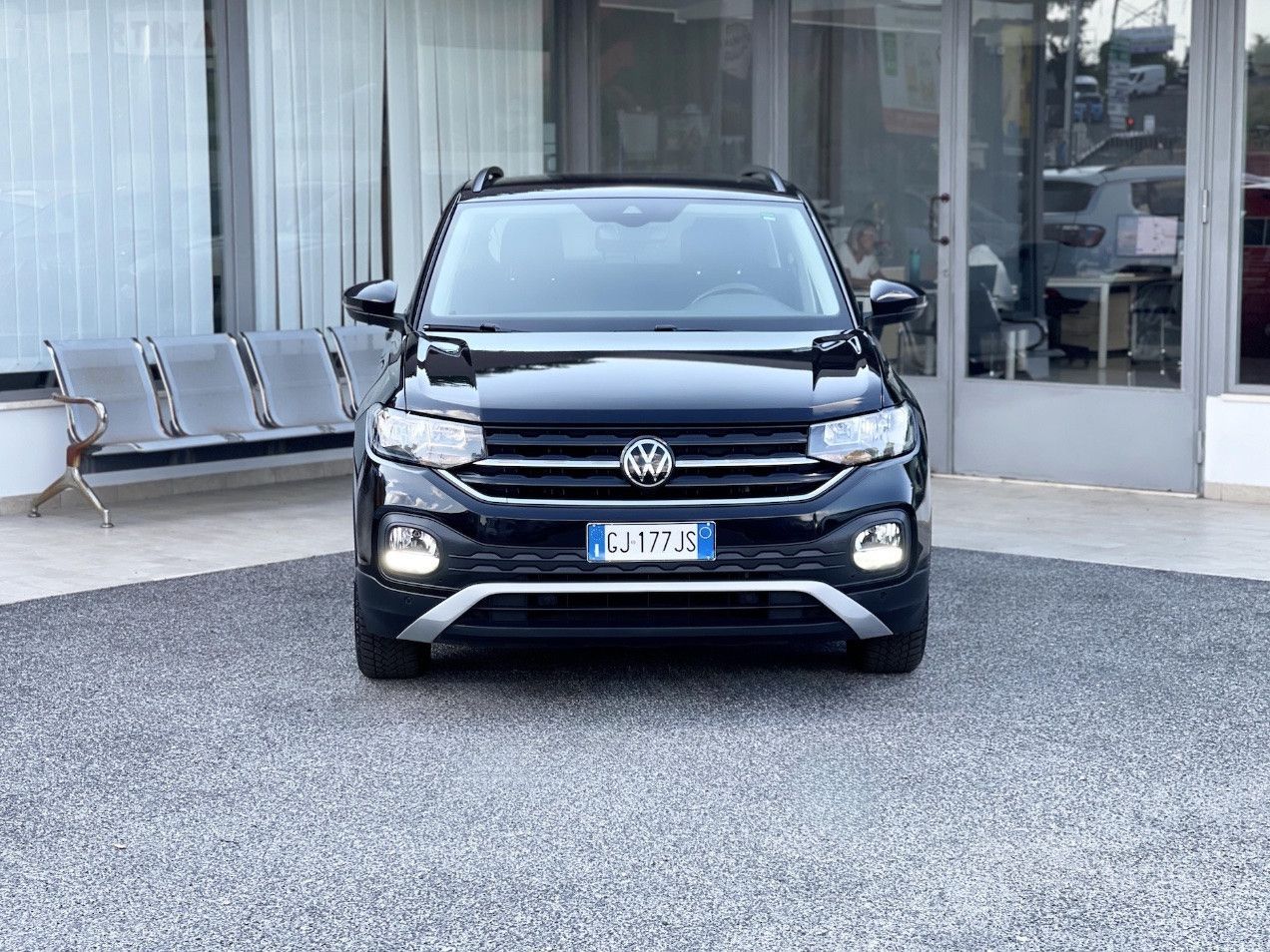 Volkswagen T-Cross 1.0 Benzina 95CV E6 Neo - 202 imagem 2