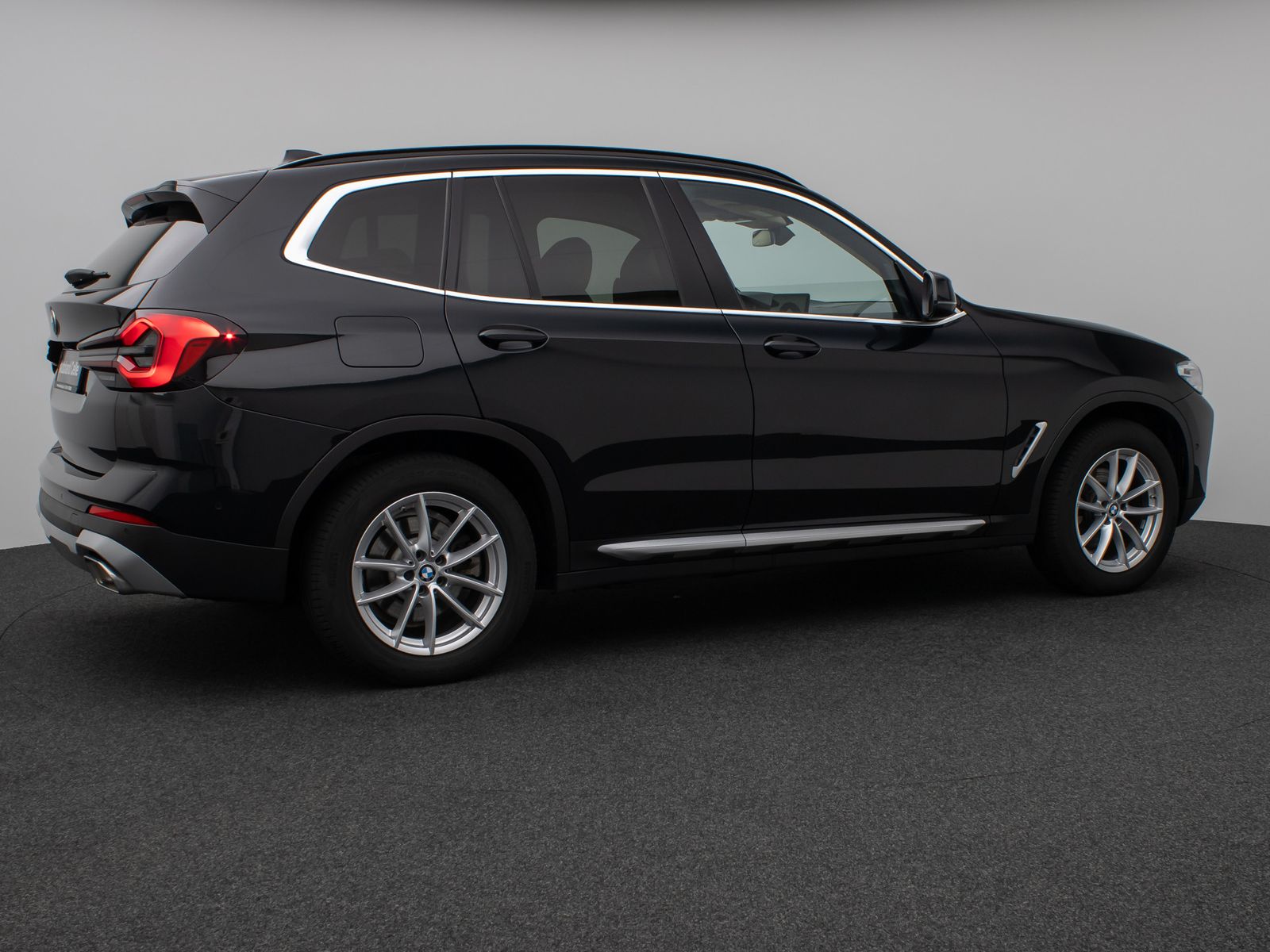 Fahrzeugabbildung BMW X3 xD20d  Kamera DAB HiFi Lnkrhzg Komfort Sport