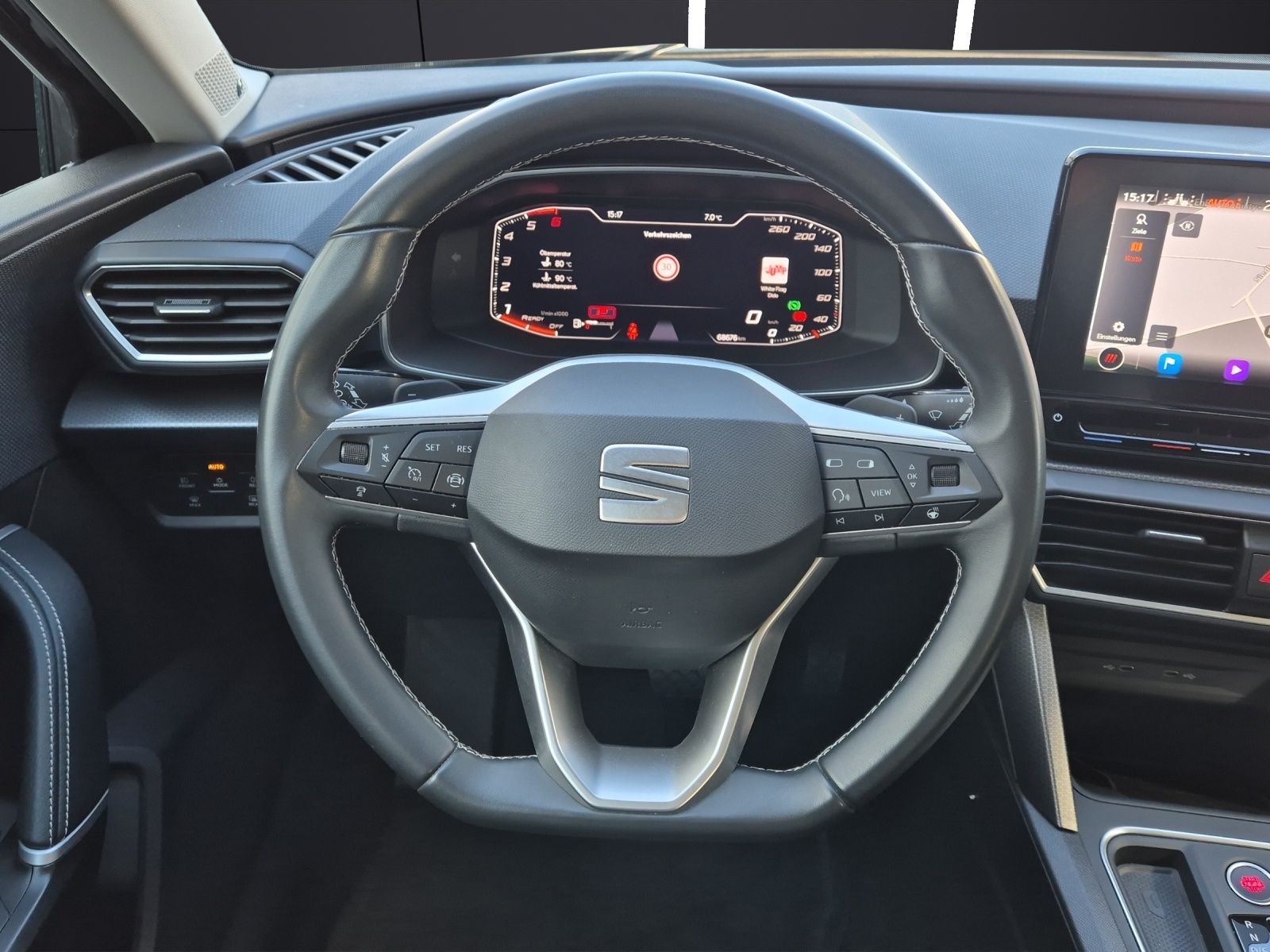 Fahrzeugabbildung SEAT Leon ST TDI Style DSG LED Navi AID beats ACC RFK