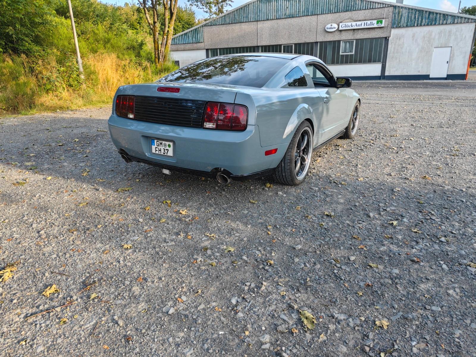 Ford Mustang GT  V8