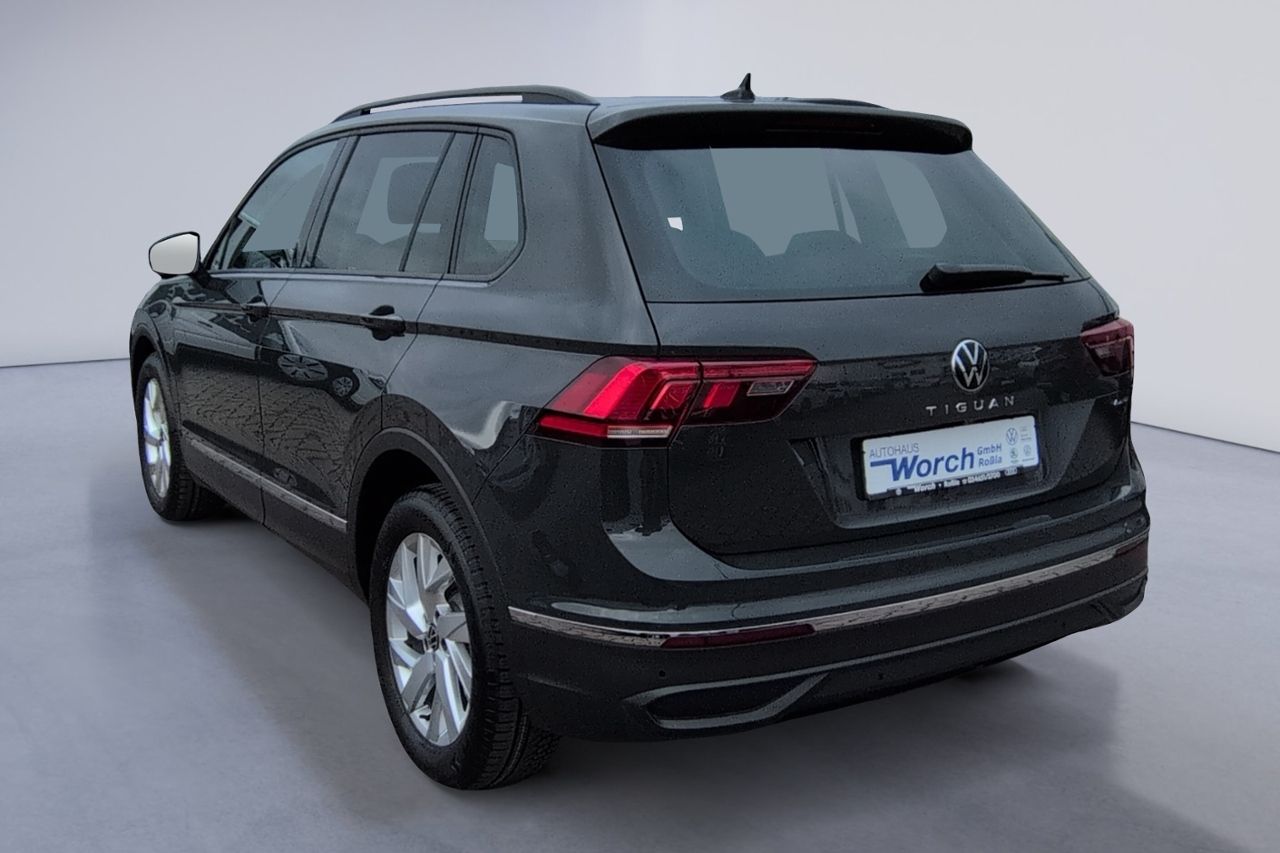 Tiguan 2.0 TSI DSG 4M Life KAMERA+MATRIX+NAVI