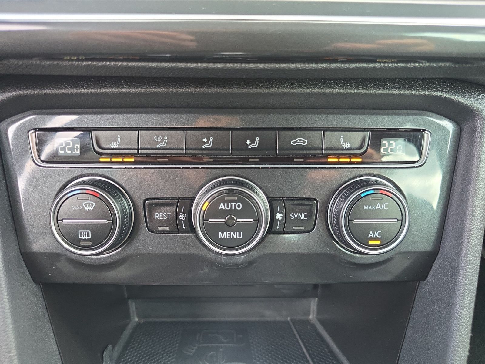 Fahrzeugabbildung SEAT Tarraco Xcellence 4Drive/7-Sitzer/360°