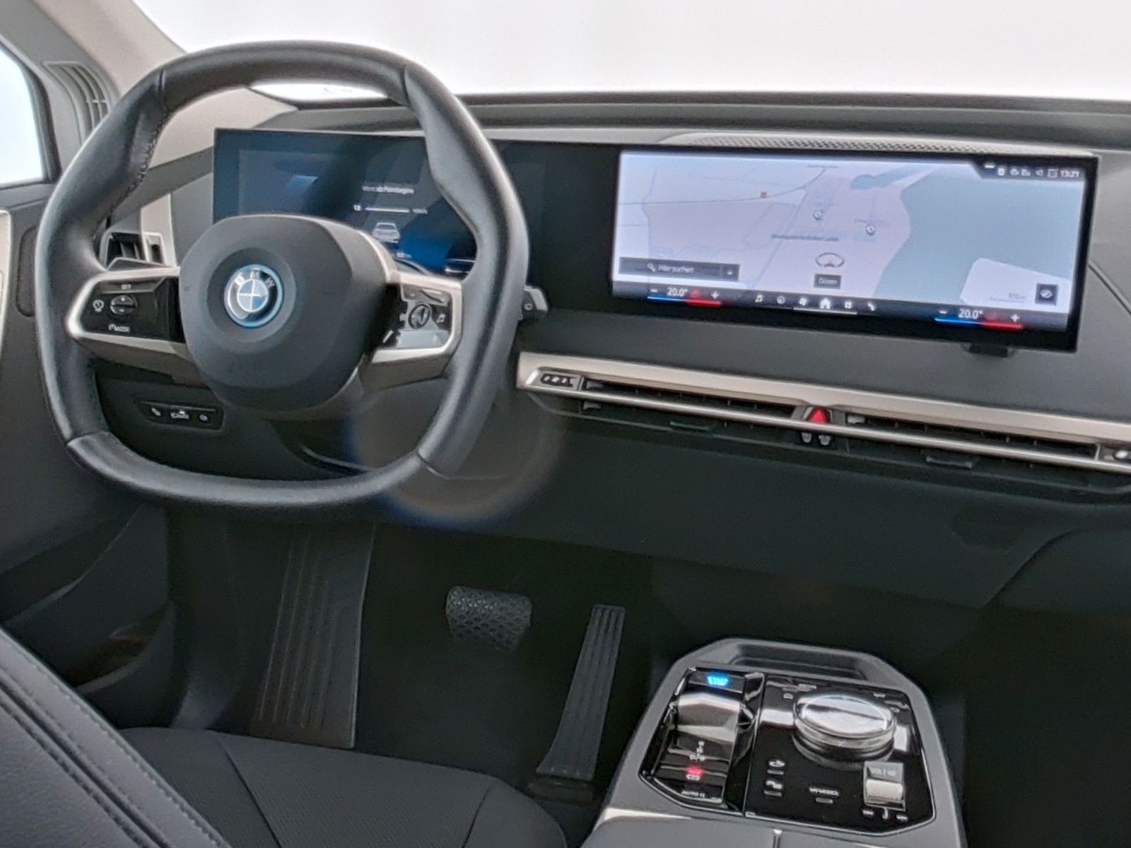 BMW iX - Bild 17