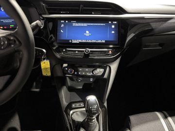 Fotografie 18 des Opel Corsa 1.2 Direct Injection Turbo GS