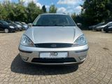 Ford Focus 1.6 Trend TÜV NEU AHK - Ford Focus aus 2001: 1.6