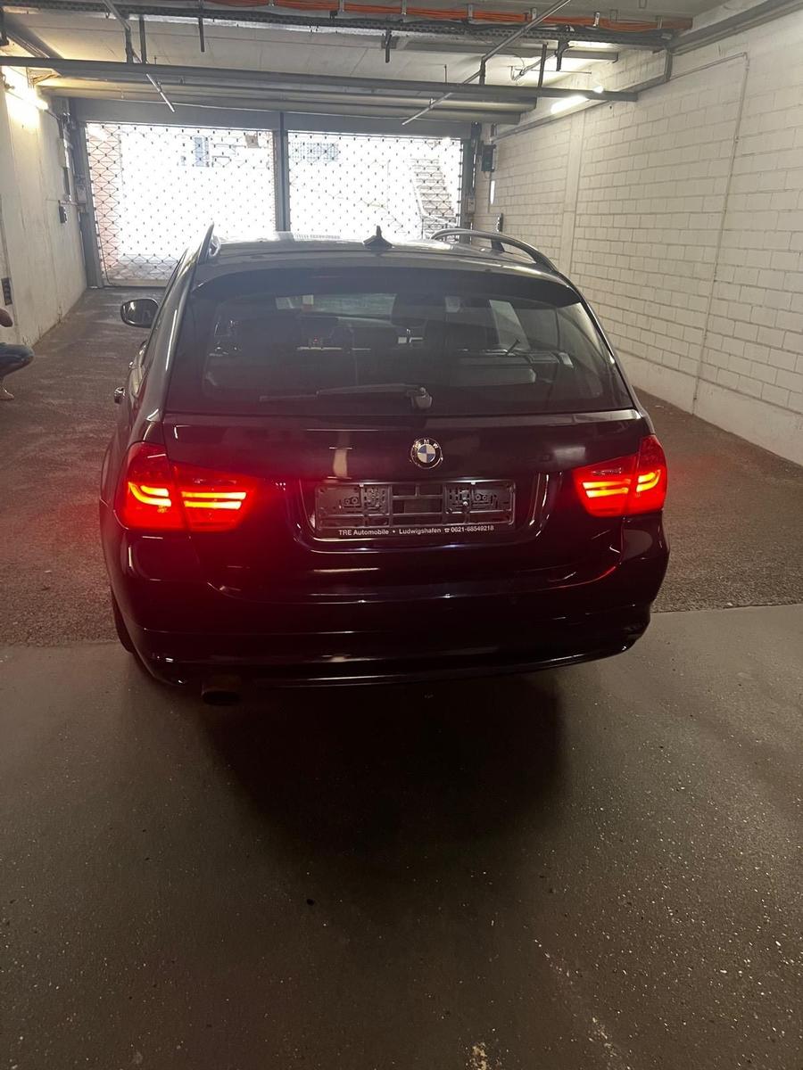 BMW 318 2009 — photo 6