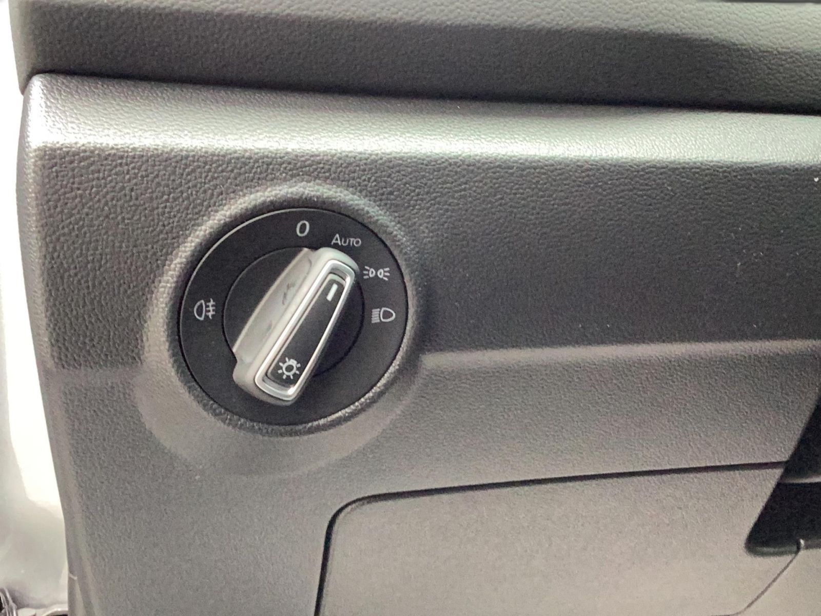 Volkswagen T-Roc - Bild 12