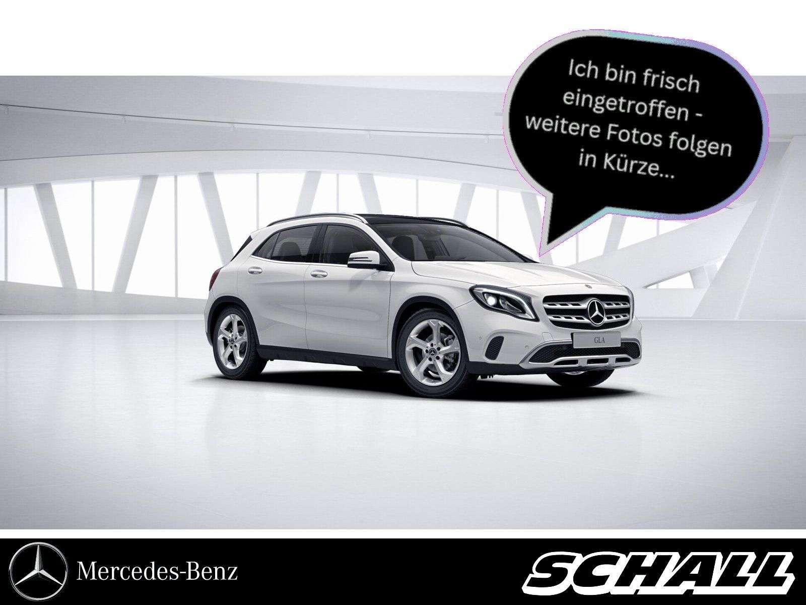 Mercedes-Benz GLA 220 4M URBAN+PANO+AHK+LED+NAVI+PARK-PILOT