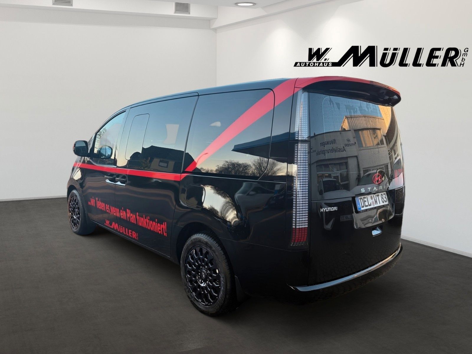 Fahrzeugabbildung Hyundai Staria Prime Hybrid Park-Paket
