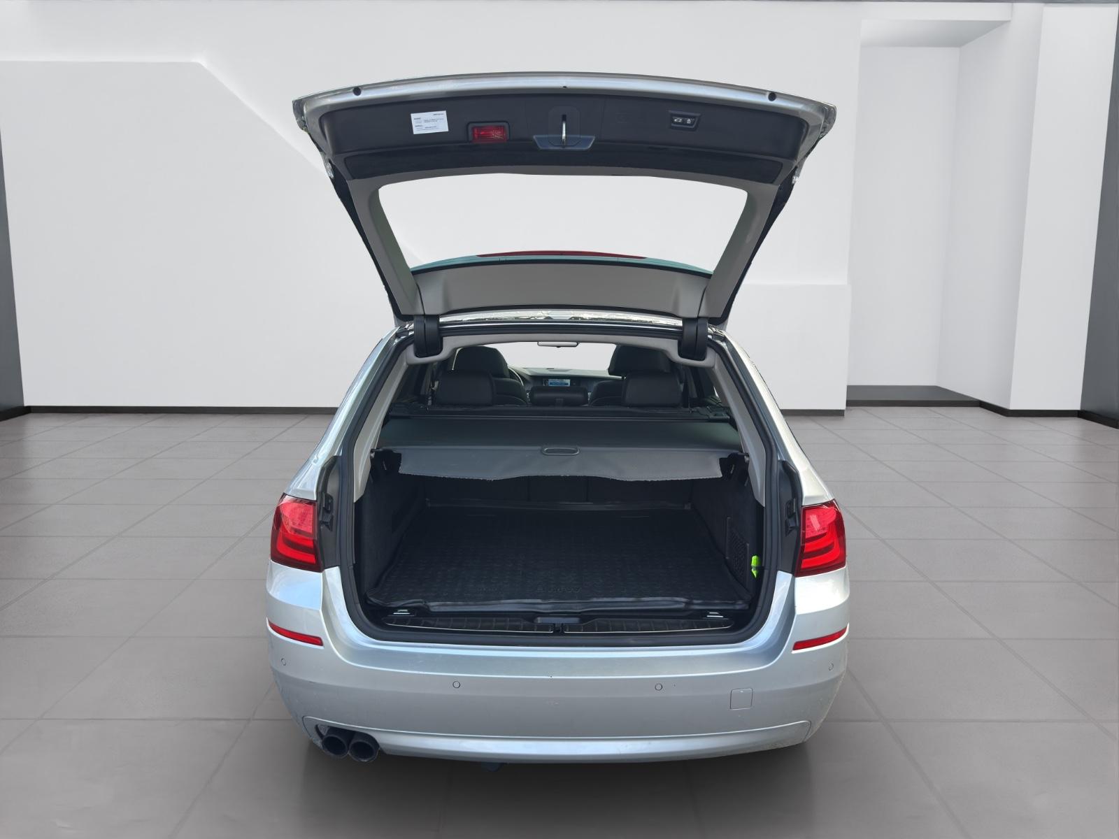 BMW 530 Touring Pano | hinterachslenk | Vollausstatt