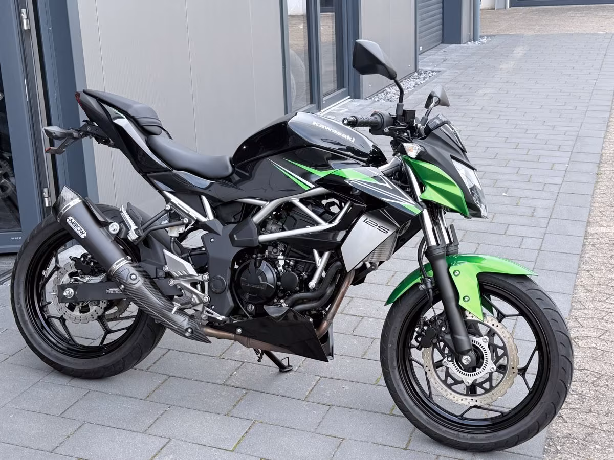 Kawasaki Z 125 *Top Zustand*Arrow Sportauspuff*wenig Km*