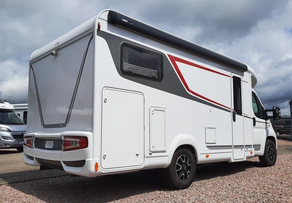 Fahrzeugabbildung LMC Tourer T 660 G SAT/TV/Solar/Luftfeder HA