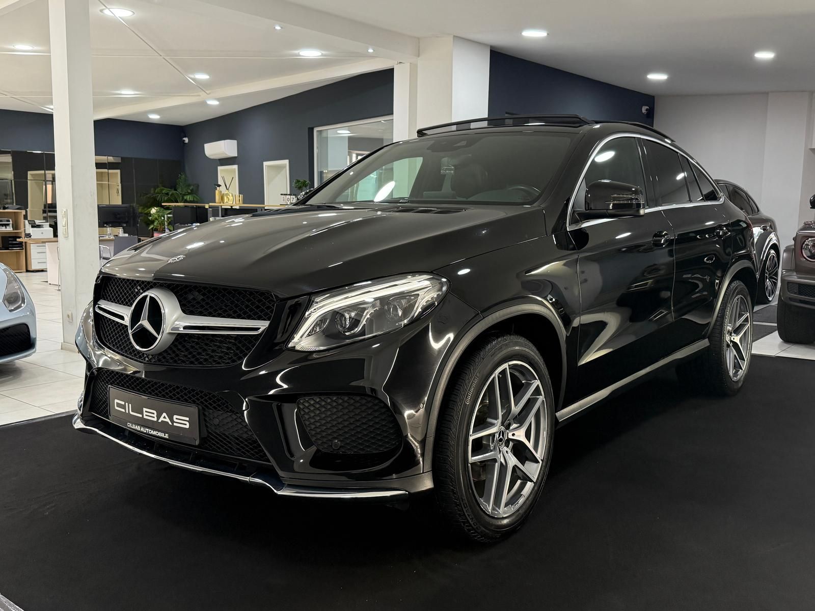 Mercedes-Benz GLE 350 d 4M COUPE AMG-LINE PANO KAM MEMORY LED foto 2