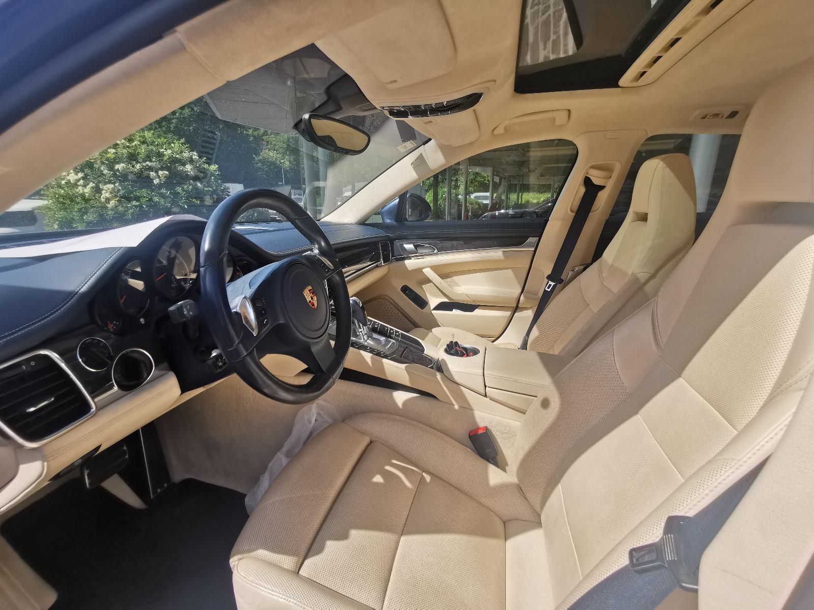 Porsche Panamera Turbo AHK Chauffeur MwSt.
