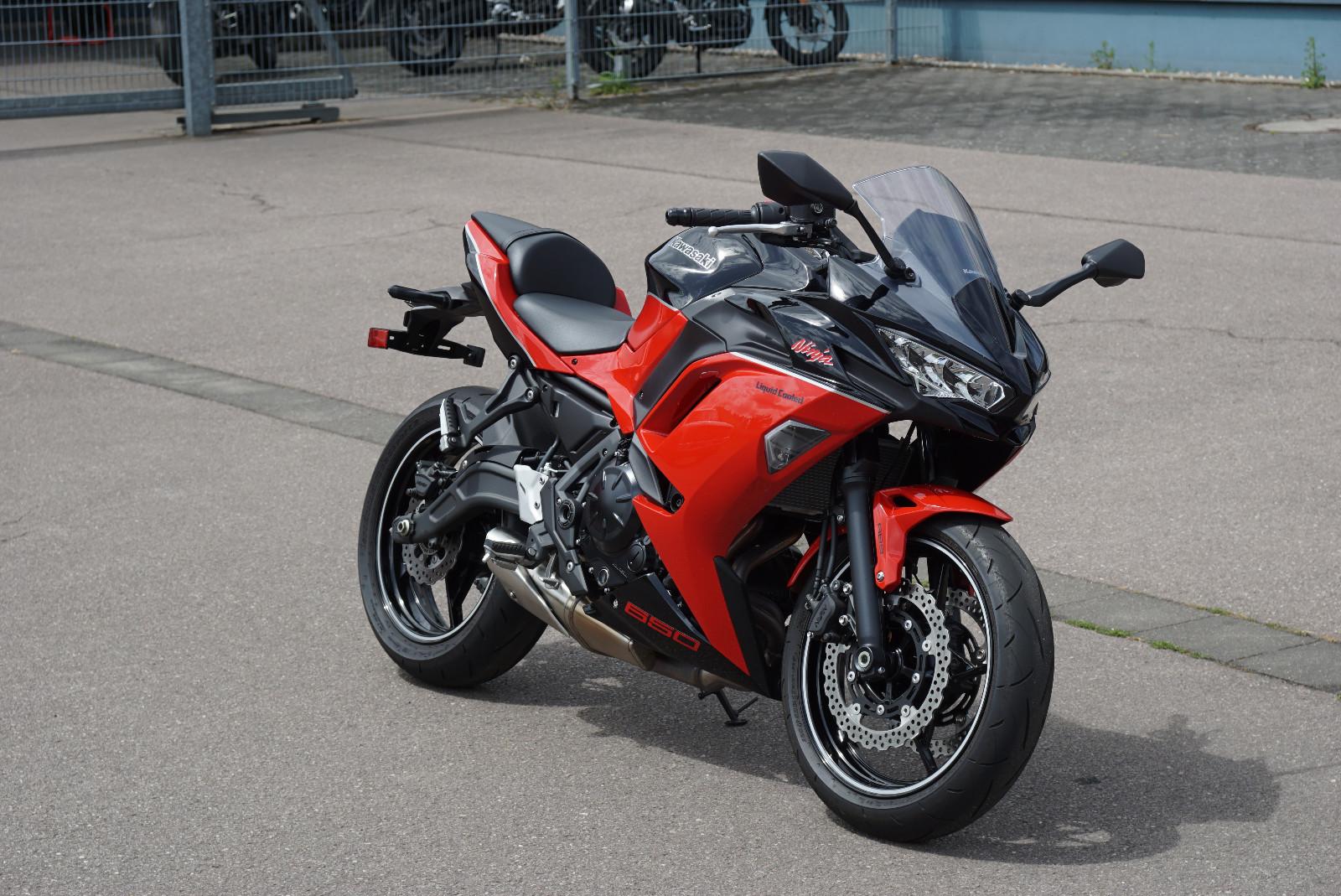 Kawasaki Ninja 650 1. Hand, nur 3480km!! Top Zustand!
