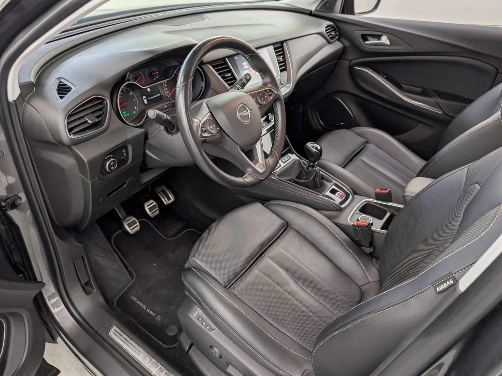 OPEL Grandland X  1.2 Turbo Ultimate Navi SHZ LED – Bild 46