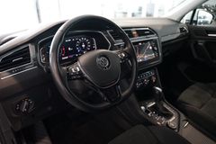 VW Tiguan Allspace 2.0 TDI Highline | R-Line | 20" VW Tiguan Allspace 2.0 TDI Highline | R-Line | 20"