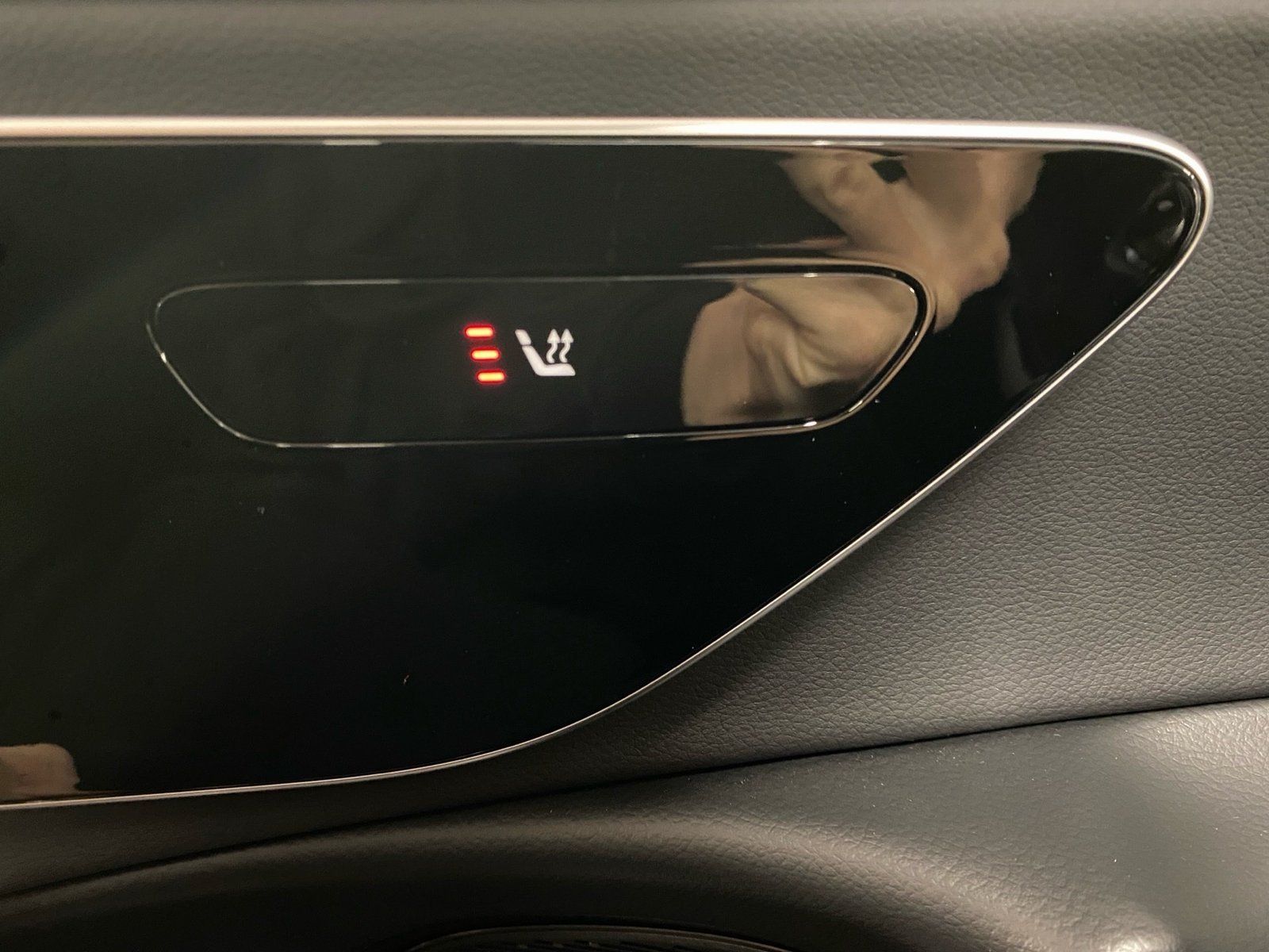 Fahrzeugabbildung Mercedes-Benz E 200 Avantgrade*Distronic*Totwi*LED*Ambien*Kam*