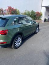 Audi Q5 40 TDI Quattro S tronic 204PS Grün Metallic - : Grün, Metallic