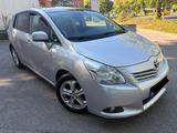 Toyota Verso 2.2l D-4D, Automatik, SH-Gepflegt,Panorama - gebrauchte Toyota Verso aus dem Jahr 2012