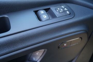 Mercedes-Benz Sprinter 215CDI AUT-9SITZE-STANDHEIZ-CAM.360-AHK