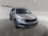 Skoda Kamiq 1.5 TSI Clever AHK PDC el.Heck CarPlay - silberne Skoda Kamiq