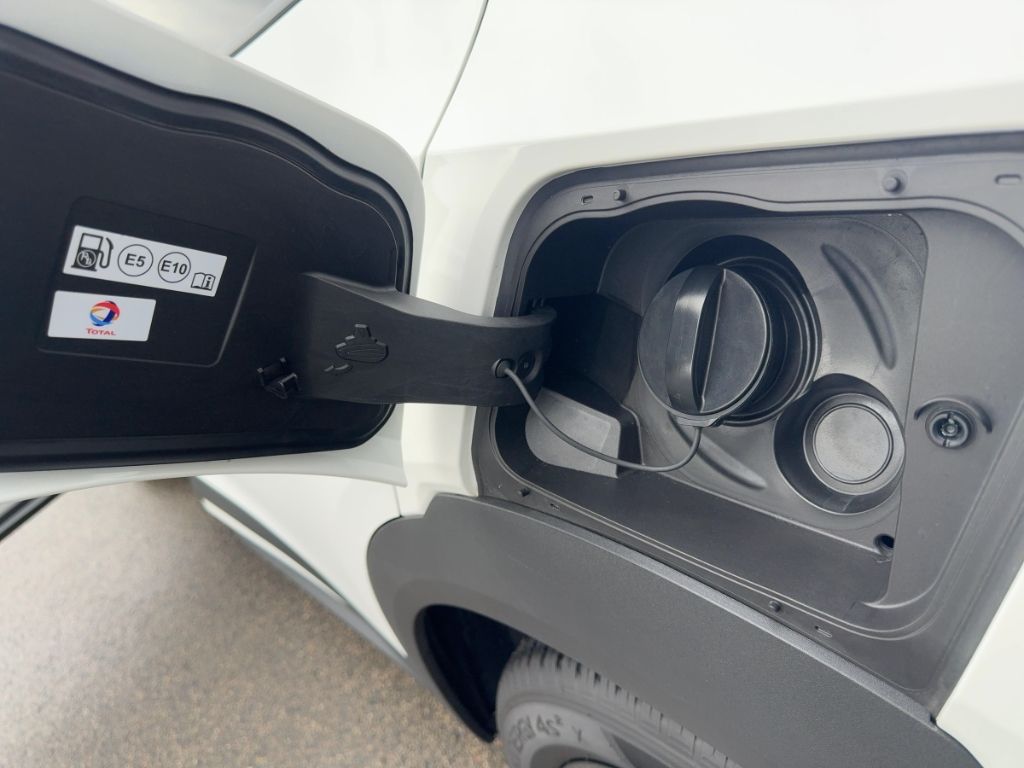 Fahrzeugabbildung Opel Mokka GS NAVI Winterpaket Rückfahrkamera