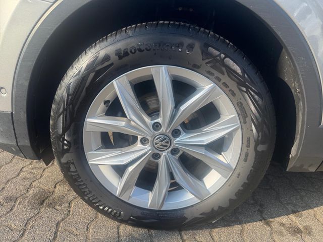 Tiguan Highline 2.0 TDI 4Motion DSG LED Navi AHK