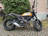 Ducati Scrambler Classic NUR 1.500 km aus Erstbesitz 