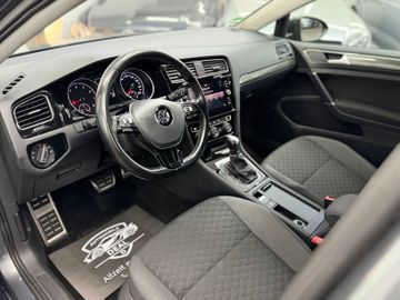 Volkswagen Golf - 12