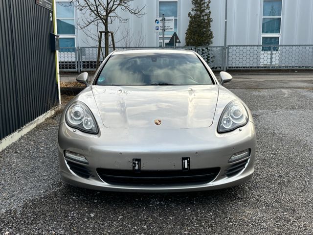 Porsche Panamera S/SPORT CHRONO PLUS