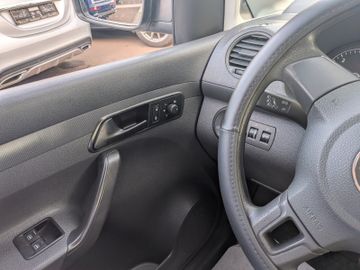 Volkswagen Caddy - 11