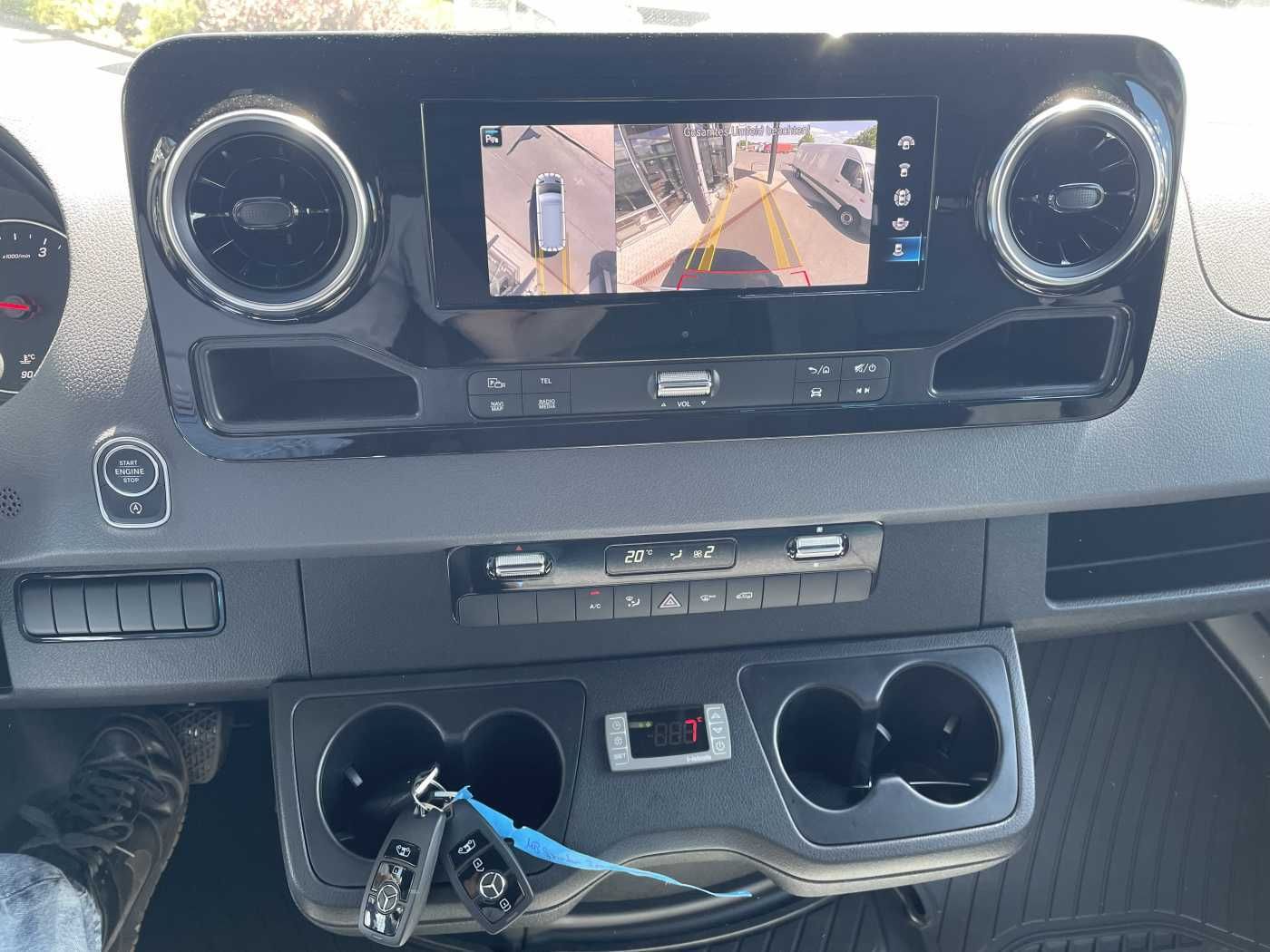 Fahrzeugabbildung Mercedes-Benz Sprinter 315 CDI Frischdienst Fahr-/Standkühlung
