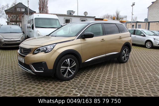 Peugeot 5008 1,2i/AUT/TEILLEDER/NAVI/F1/STAR-STOP/KAMERA