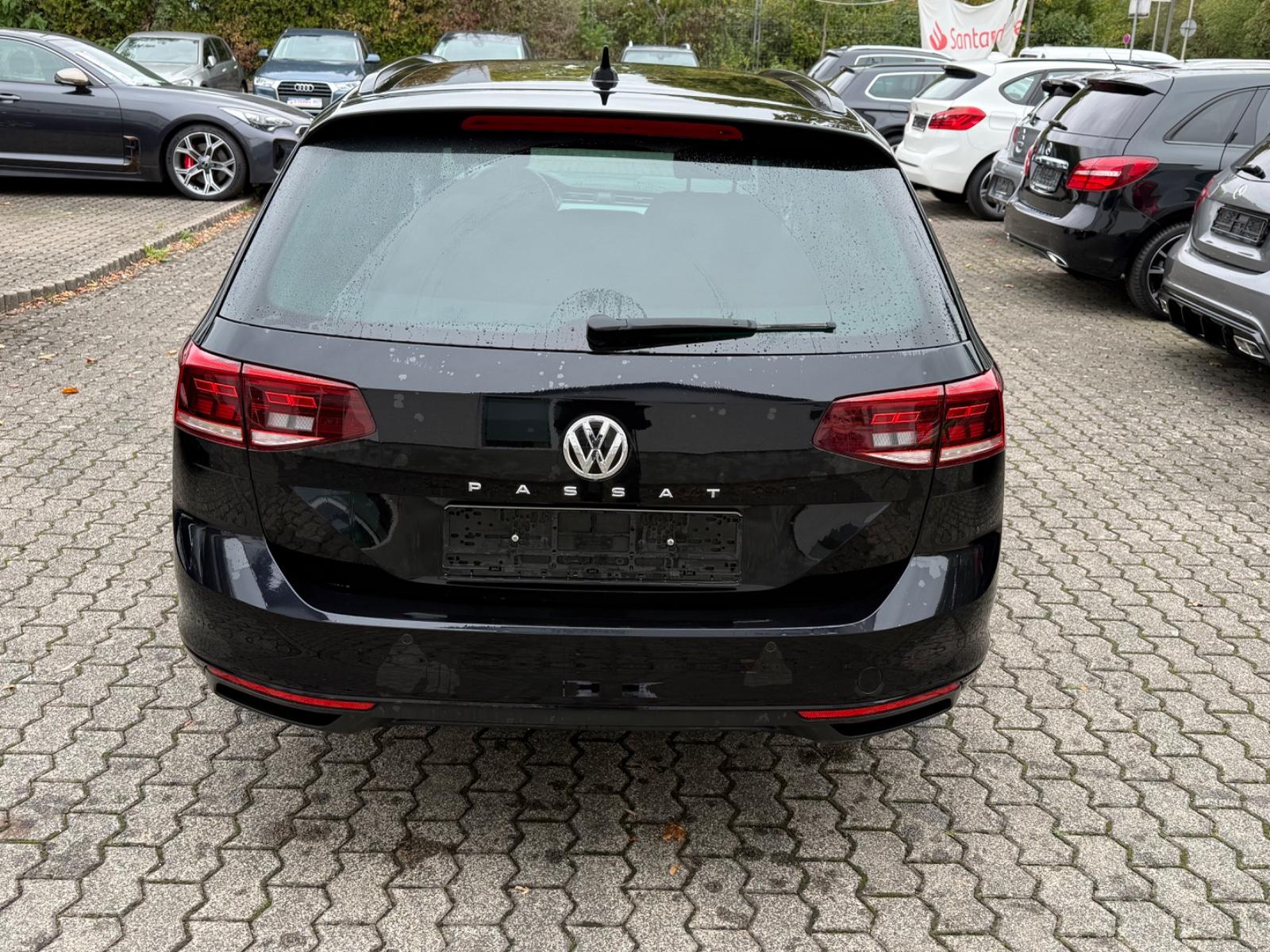 Volkswagen Passat Variant Business 1.5 TSI Automatik AHK