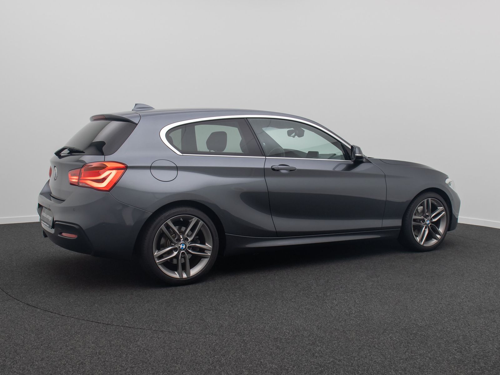 Fahrzeugabbildung BMW 125i M Sport Stop&Go Alarm ParkAss H/K Alcantara