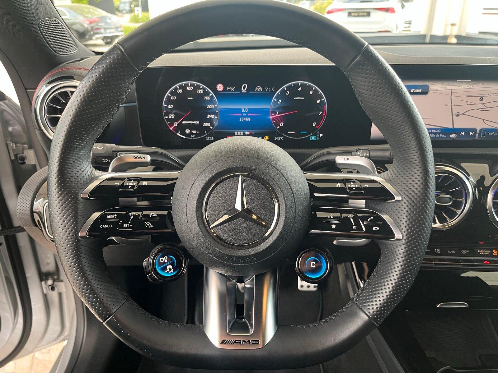 Mercedes-Benz CLA 35 AMG 4M SB Pano.-Dach/Distronic/Kamera/LED