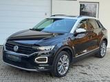Volkswagen T-Roc IQ.DRIVE 4Motion 2.0 TDI DSG/Pano/AHK/Kame - Volkswagen T-Roc: Automatik