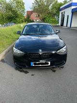 BMW 114i - Schwarz - sportlich - PDC hinten - BMW 114 in Hannover