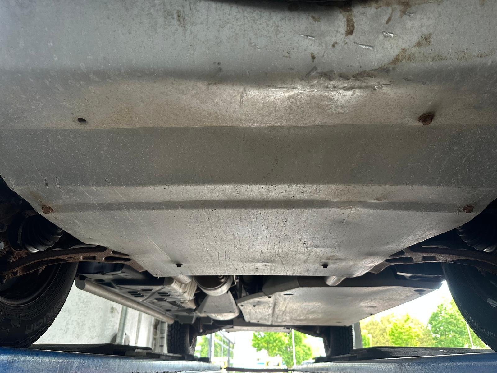 Volkswagen T5 WIDDER 4MOTION ROCKTON SEIKEL BUNDESWEHR OFFR
