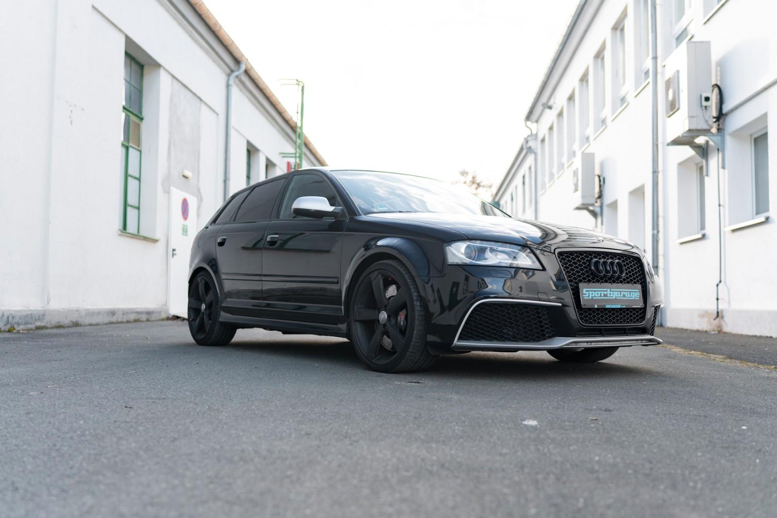 Audi RS3 Sportback 2.5 TFSI Quattro*Schalensitz*MwSt*