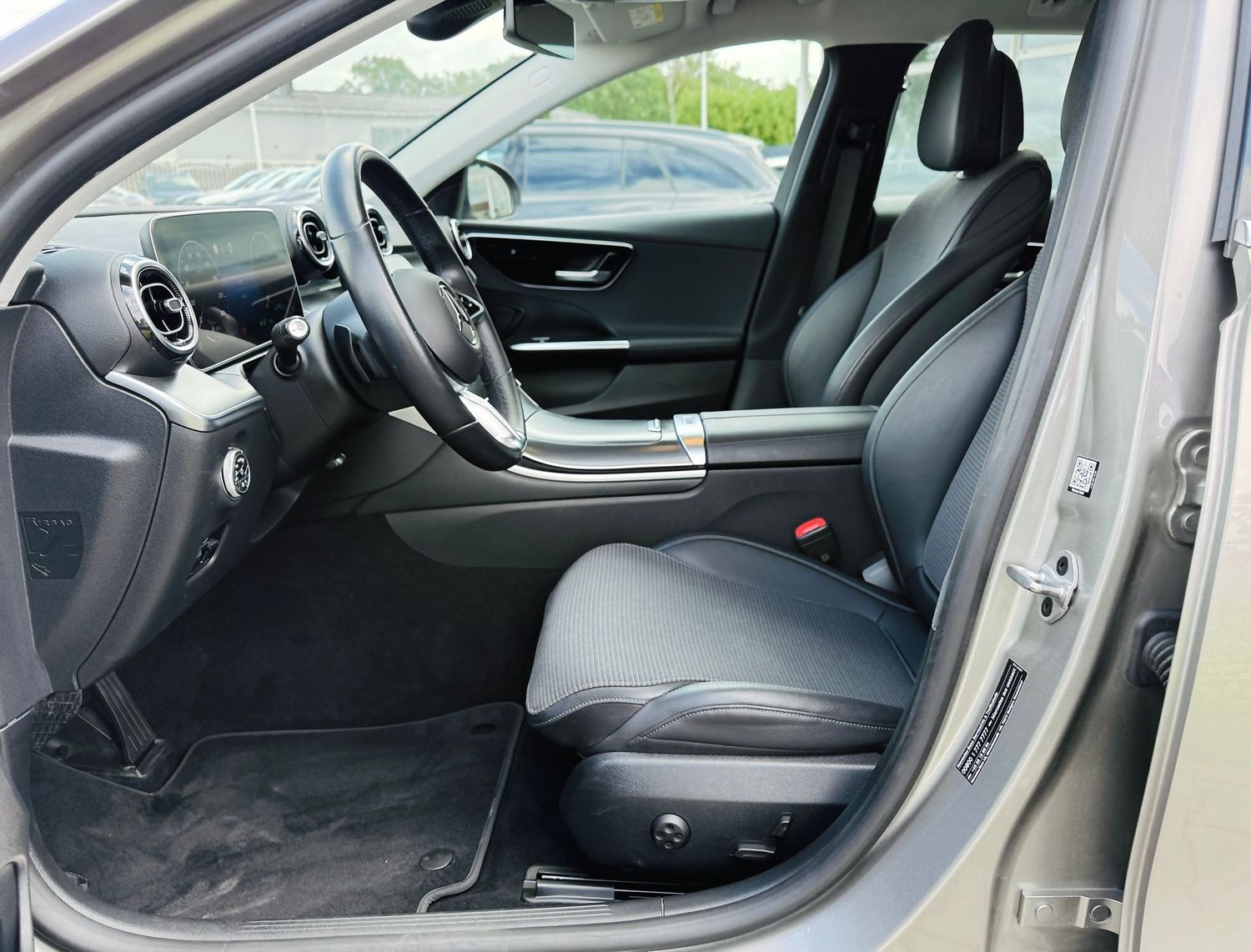 Fahrzeugabbildung Mercedes-Benz C 220 T d AVANTGARDE, Autom., LED, Distronic, SH