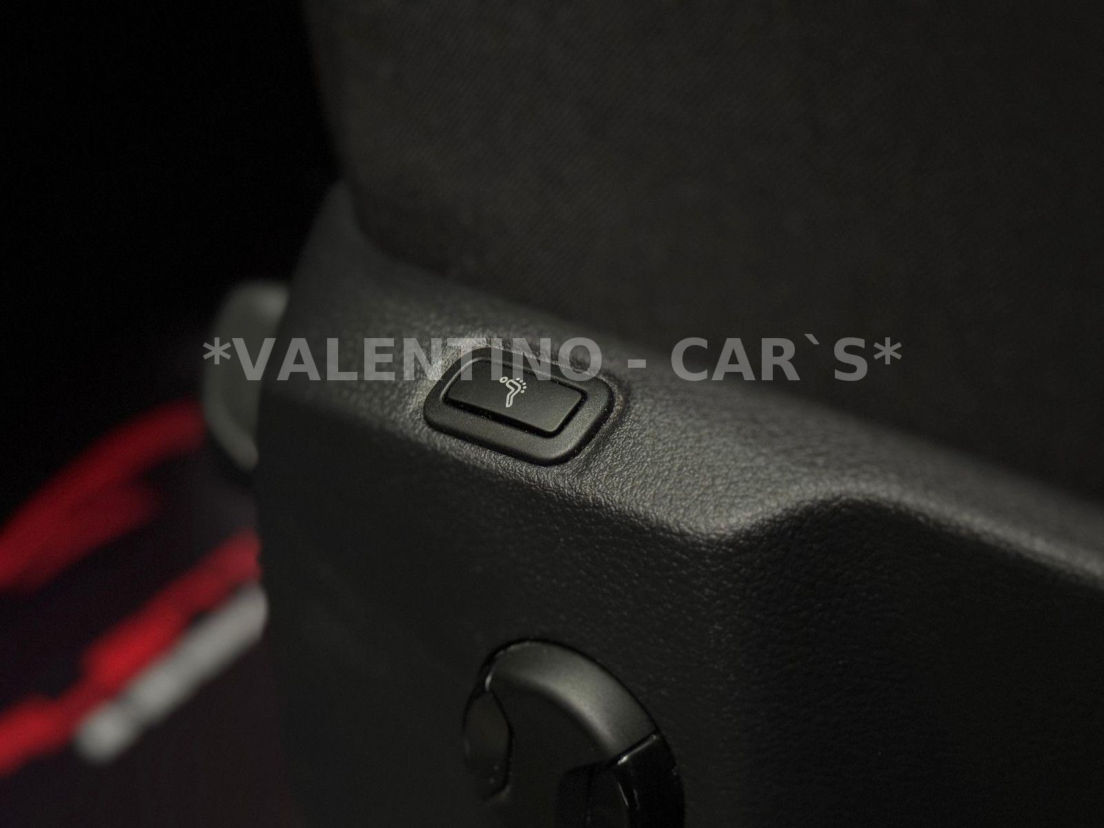 Volkswagen Touran Highline R-Line/DSG/Massage/Navi/LED/Temp